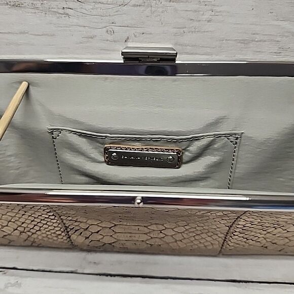 Retro Banana Republic Brown/Gold 100% Cow Leather Clutch Purse Bag - Picture 4 of 9